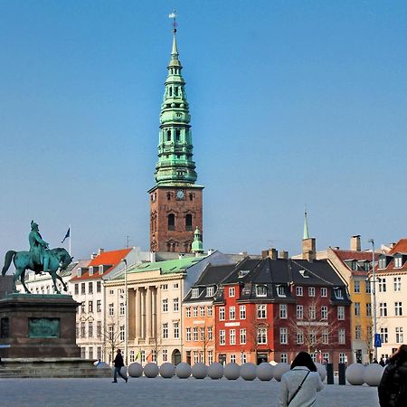 Beautiful 3 Bedroom Flat Next To The Marble Church Copenhagen Exterior photo