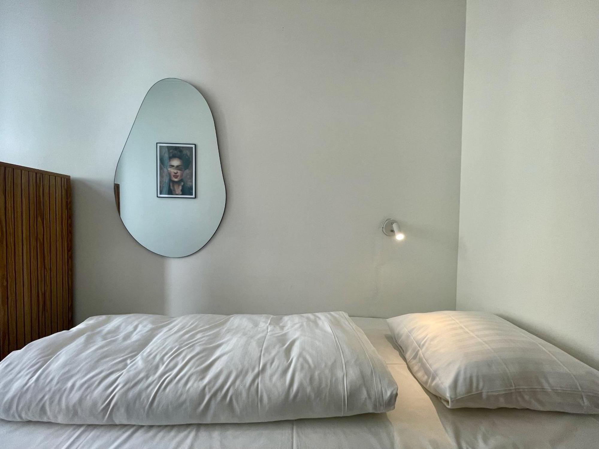 Beautiful 3 Bedroom Flat Next To The Marble Church Copenhagen Exterior photo